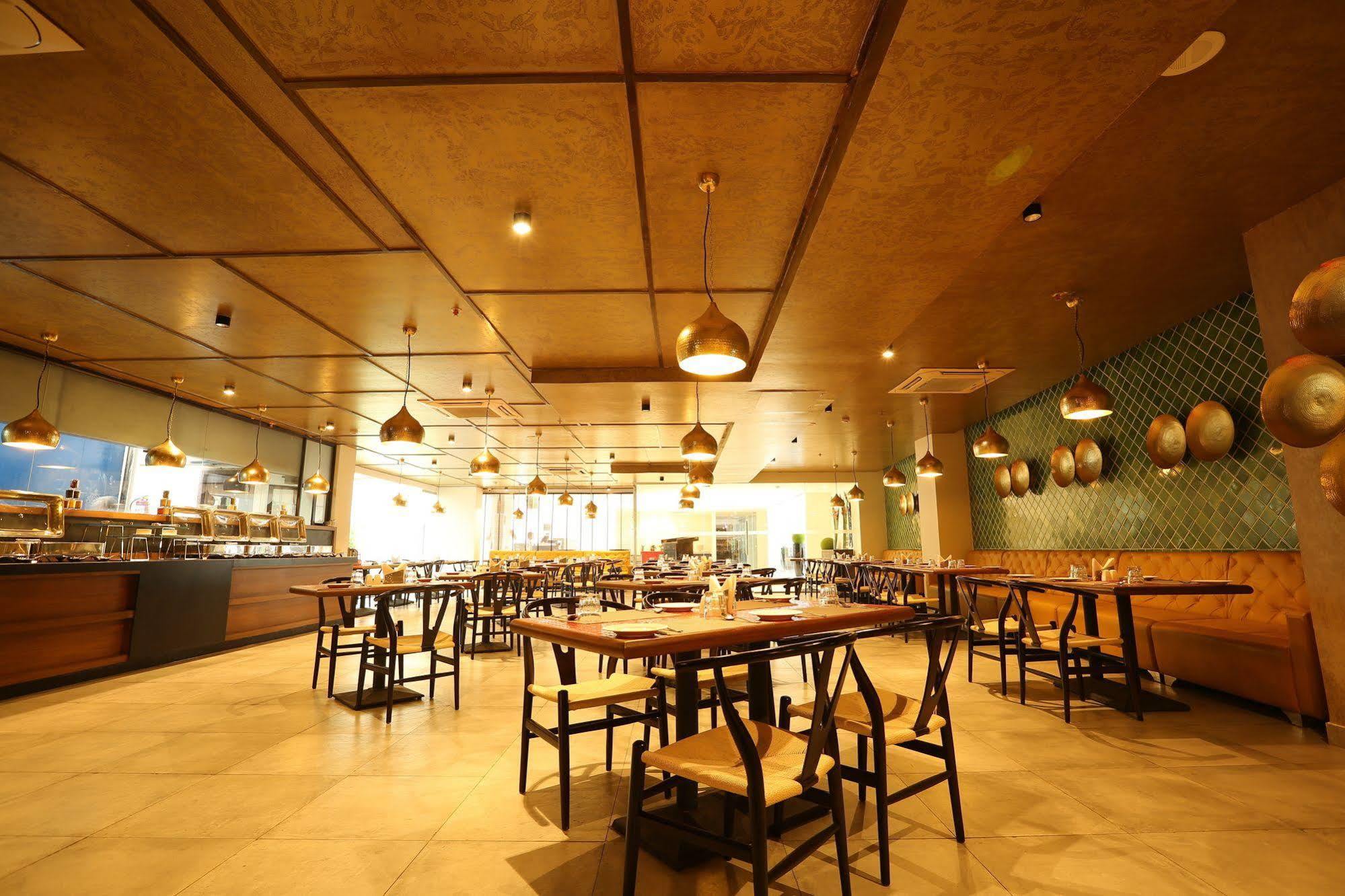 Hotel Deccan Serai, Hitec City,